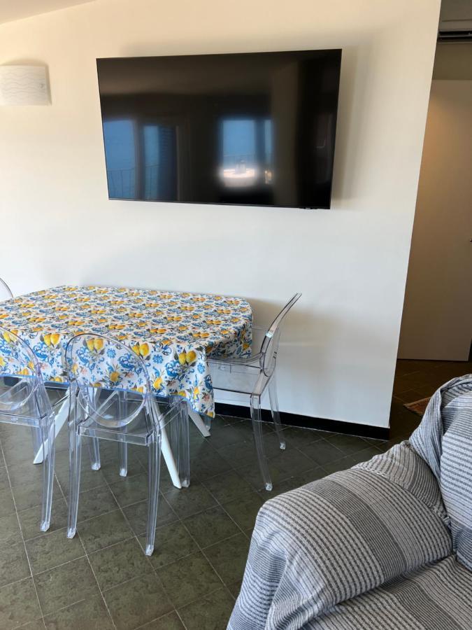 Nautilus Vista Mare Mozzafiato A 180 Gradi- Posto Auto Privato - 2 Camere Matrimoniali Piu 1 Divano Letto Singolo-Sky,Netflix-Wifi 200Mg Rapallo Exterior photo