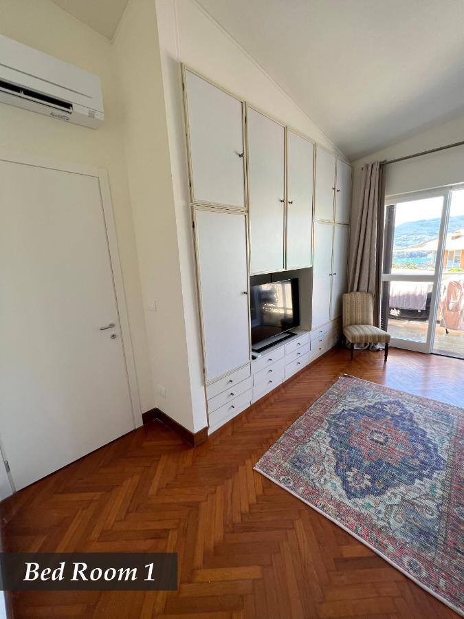 Nautilus Vista Mare Mozzafiato A 180 Gradi- Posto Auto Privato - 2 Camere Matrimoniali Piu 1 Divano Letto Singolo-Sky,Netflix-Wifi 200Mg Rapallo Exterior photo